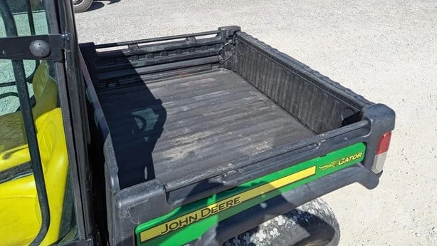 2014 John Deere Gator TH 4×4 Utility Cart For Sale - Image 10