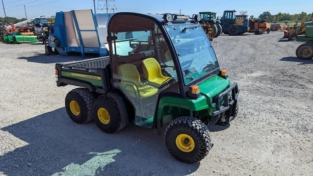 2014 John Deere Gator TH 4×4 Utility Cart For Sale - Image 5