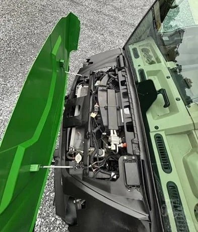 2018 John Deere Gator XUV 835R 4WD Utility Cart for Sale - Image 7