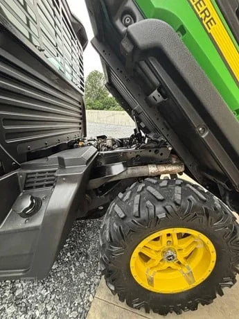 2018 John Deere Gator XUV 835R 4WD Utility Cart for Sale - Image 8