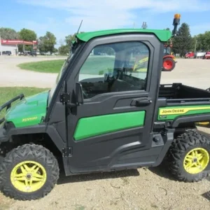 2021 John Deere Gator 4WD XUV 835R Utility Cart for Sale
