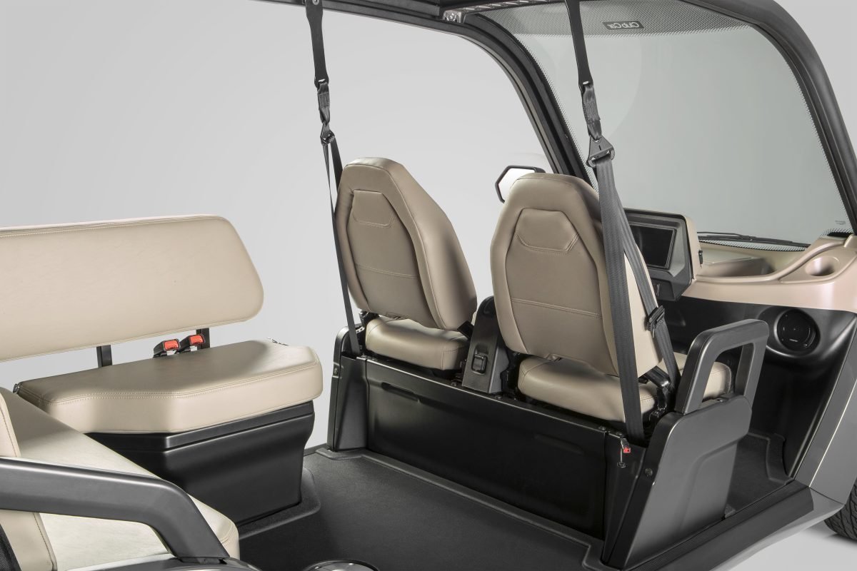 cc 2022 cru rearseating 1b.jpg cc 2022 cru rearseating 1b.jpg