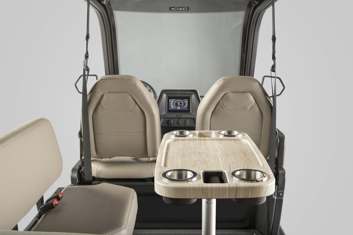 cc 2022 cru rearseating 2b.jpg cc 2022 cru rearseating 2b.jpg